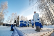 Гонки на снегоходах