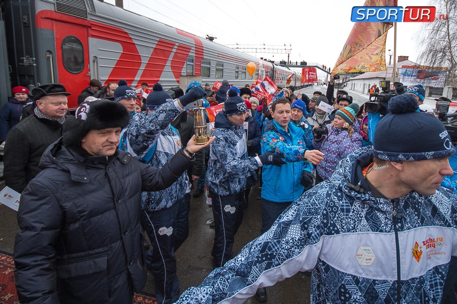 Встреча Олимпийского Огня на ЖД вокзале